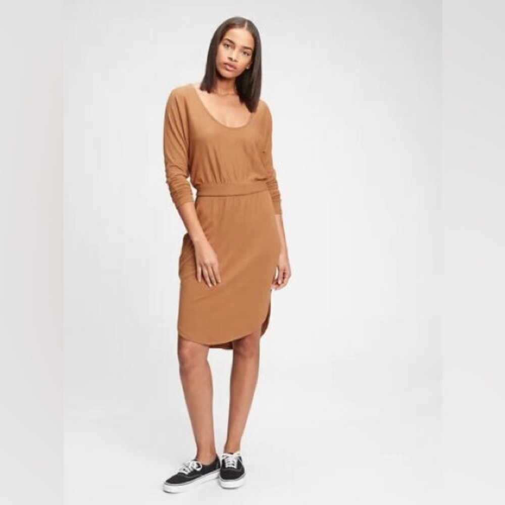 NWT Gap Softspun Banded Waist Dress